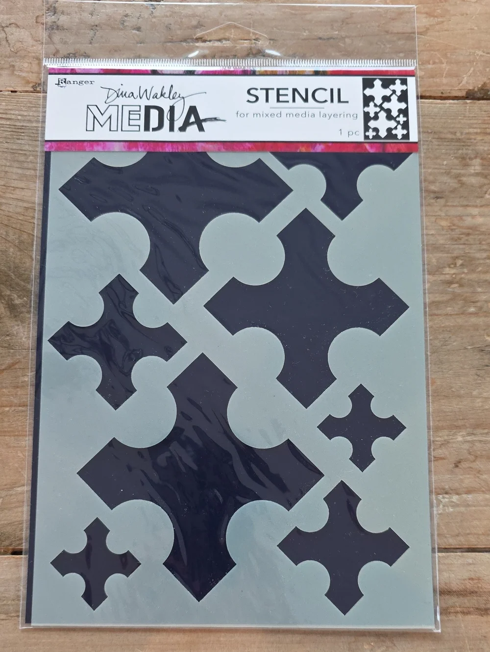 Dina Wakley Media Stencil
